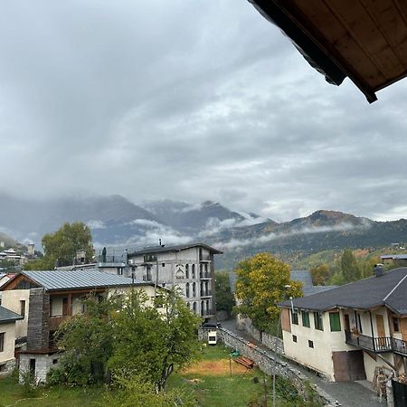 Hotel Svanseti Mestia Bagian luar foto