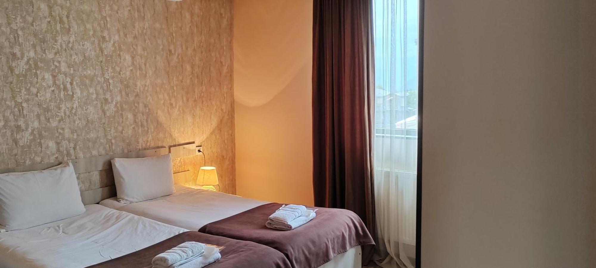 Hotel Svanseti Mestia Bagian luar foto