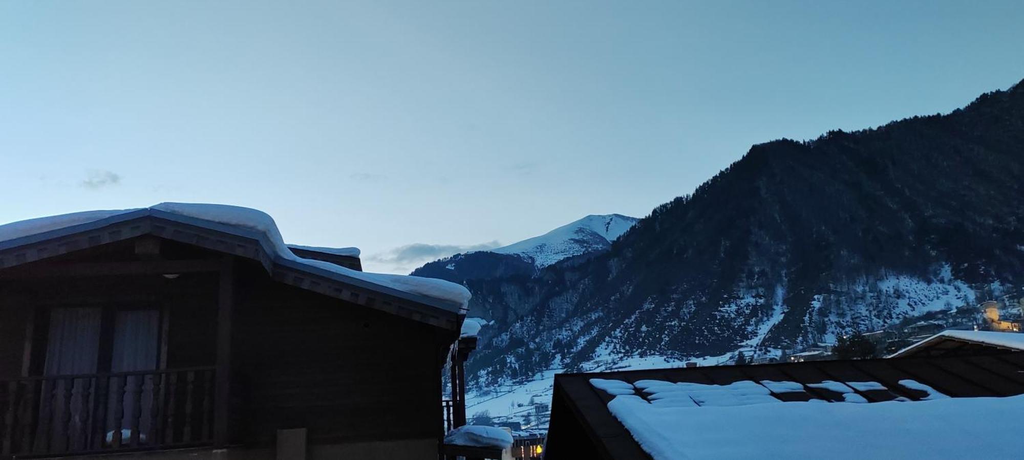 Hotel Svanseti Mestia Bagian luar foto